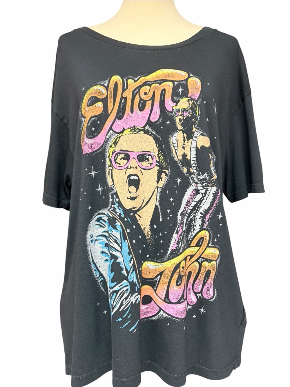 Daydreamer Elton John Graphic Tee with Pastel Print, Dark Gray, Size Small - Picture 9 of 10
